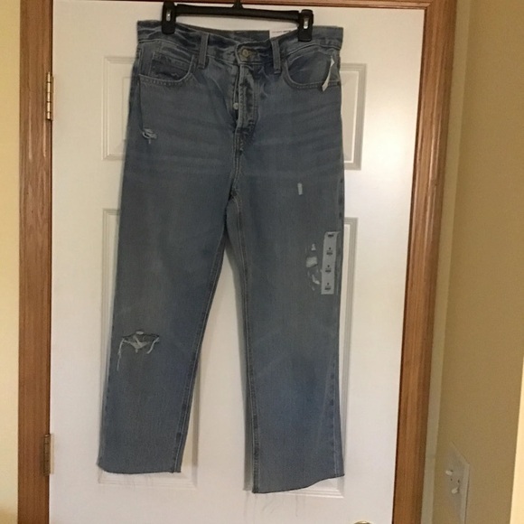 Old Navy Jeans Slouchy Straight Cropped Ripped Jeans, 8 - Picture 10 of 10